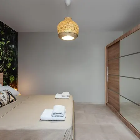 Port Living Rhodes City