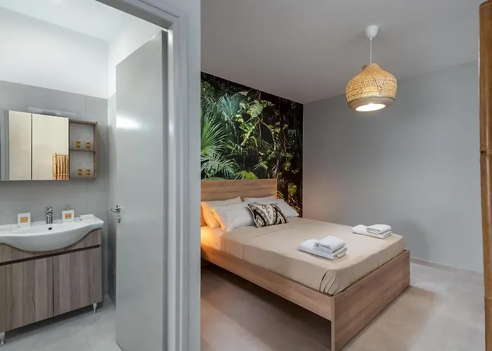 Port Living Rhodes City