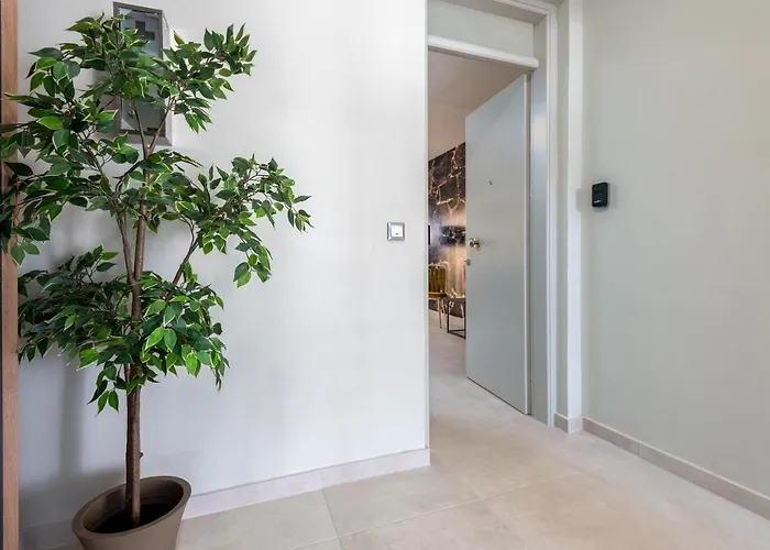 Port Living * Rhodes City