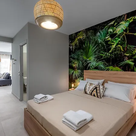 Port Living Apartment