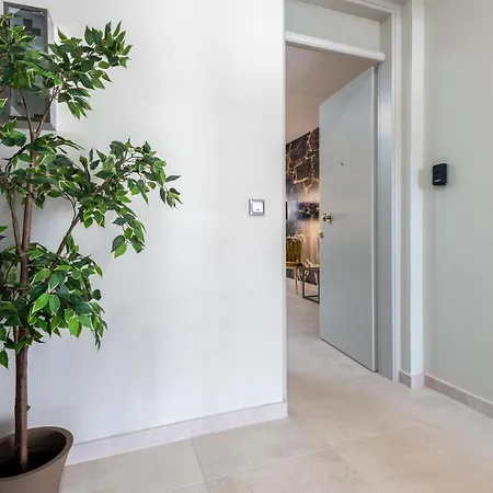 Port Living * Rhodes City